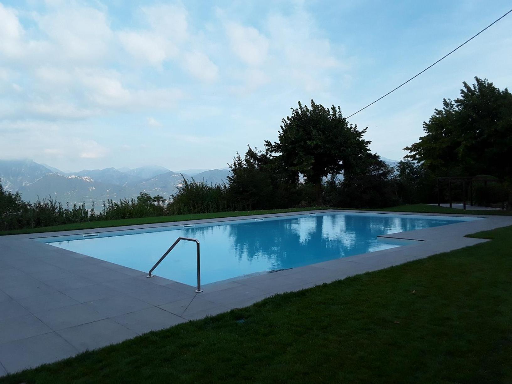 Residence Spighetta 2 Torri Del Benaco Bagian luar foto